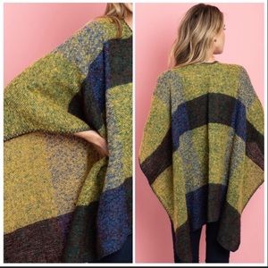 NEW‼️GREEN MUSTARD CHECKERED- poncho